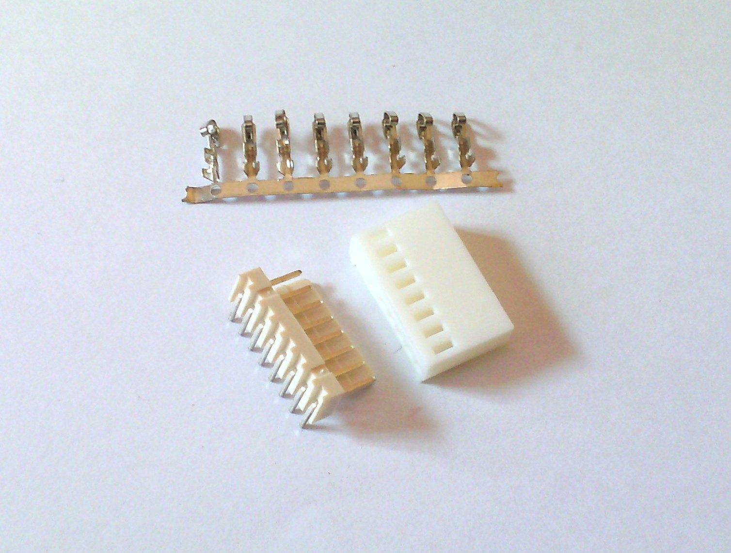 White Housing 8 Pin tipe L