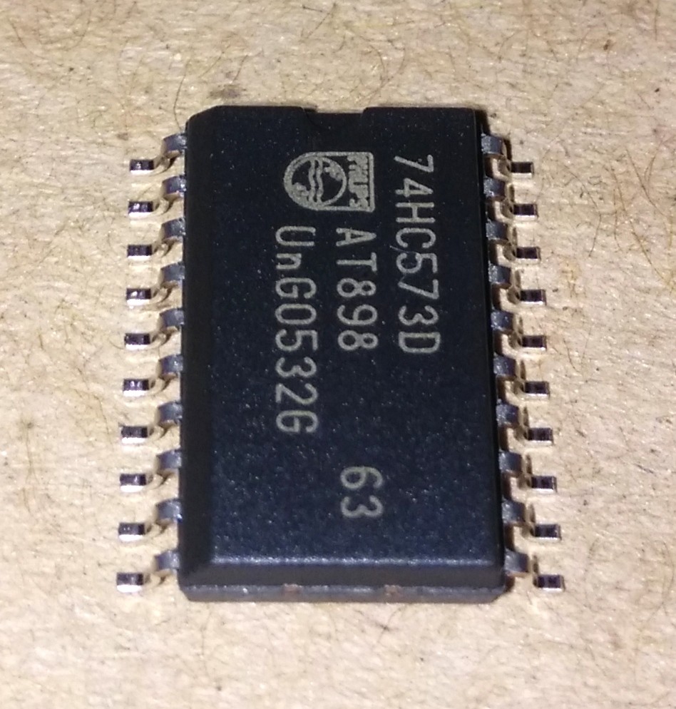74HC573D SOP20 SMD