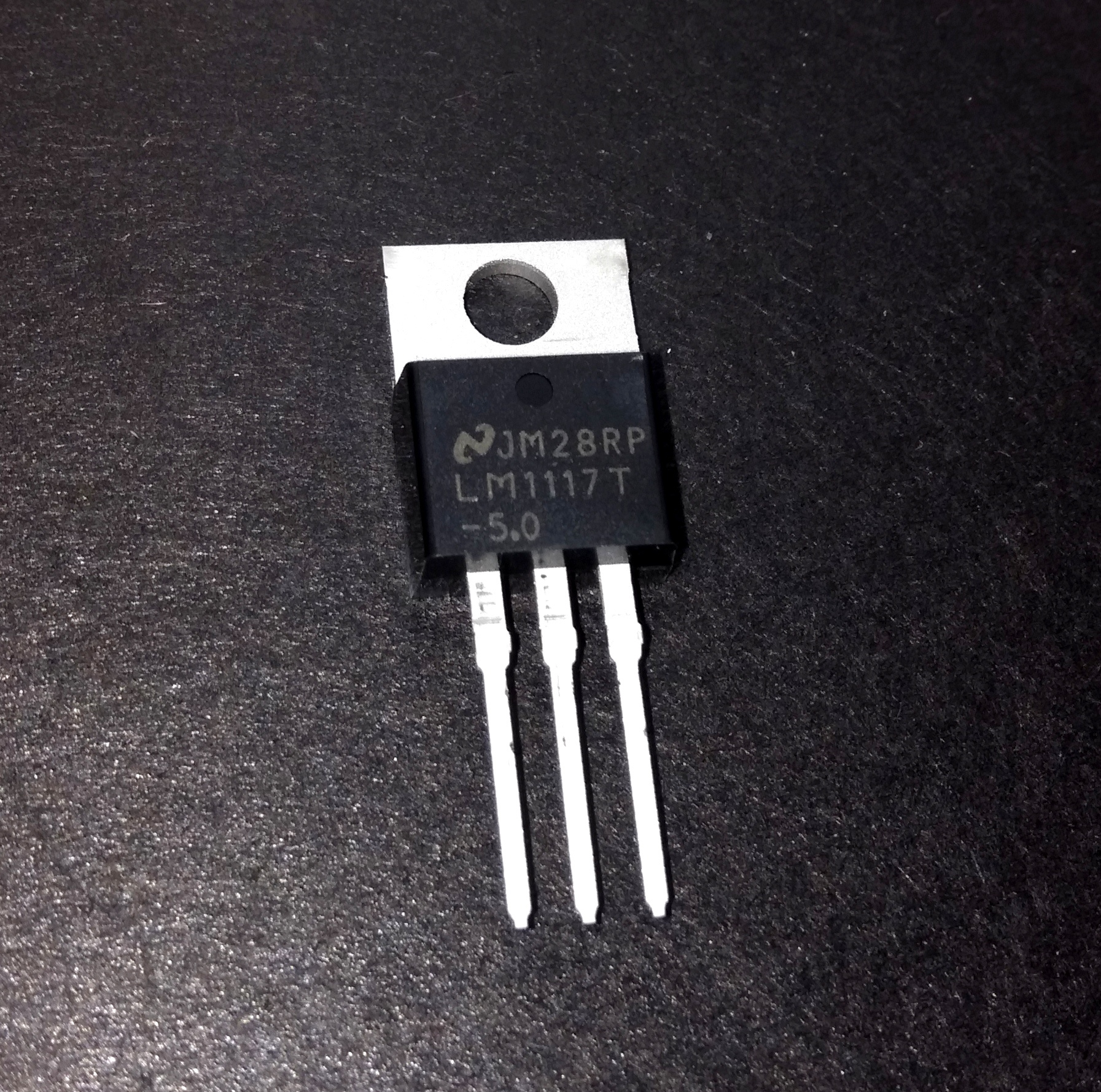 LM1117T 5V TO-220