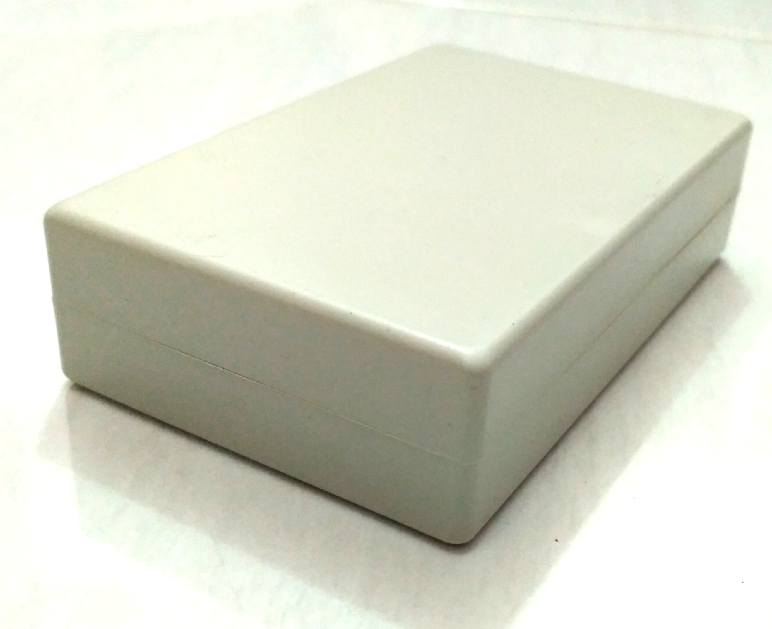 Box Plastik Putih 125x80x32